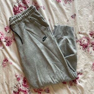Nike Tech Fleece Women's Gray Joggers
